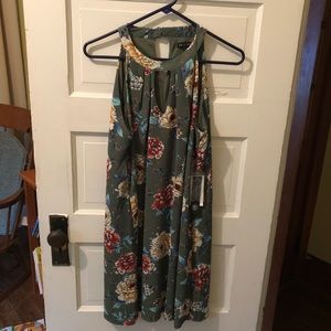 ‼️Macy’s sleeveless dress‼️